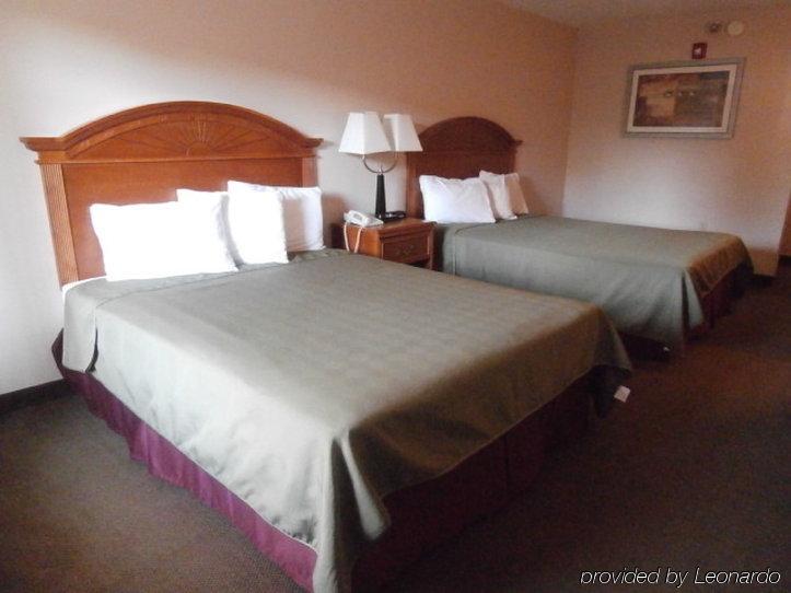 Americas Best Value Inn - Мейблтон Экстерьер фото