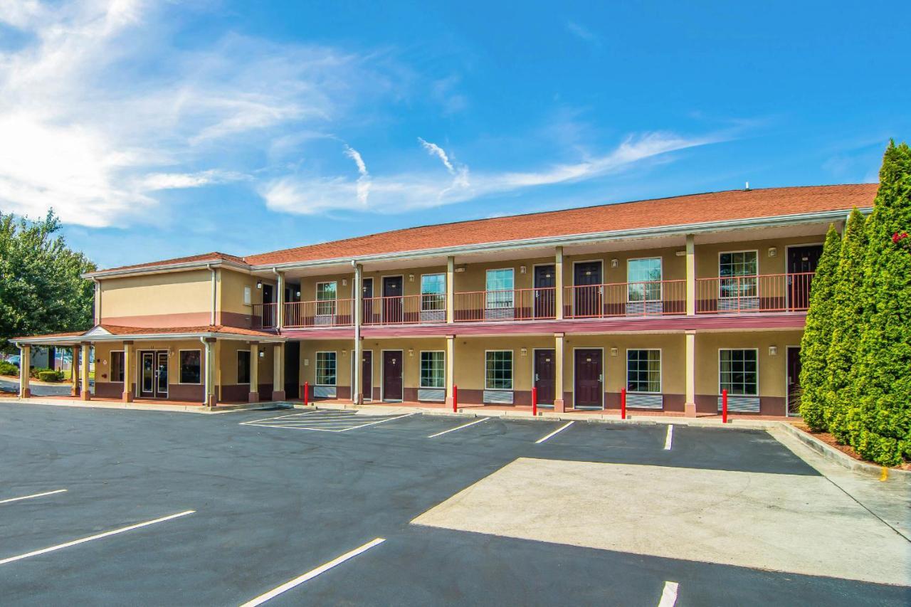 Americas Best Value Inn - Мейблтон Экстерьер фото