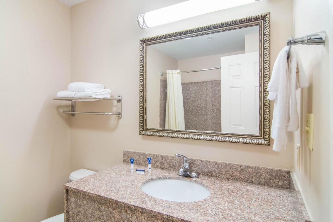 Americas Best Value Inn - Мейблтон Экстерьер фото